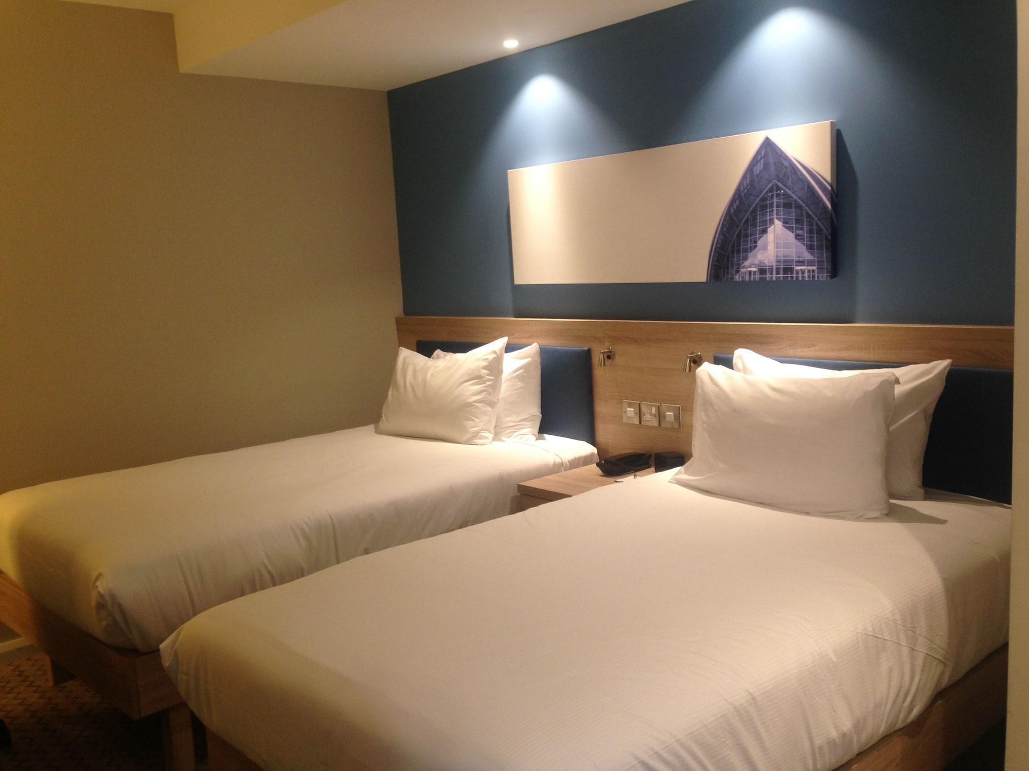 Hampton By Hilton Glasgow Central Ngoại thất bức ảnh