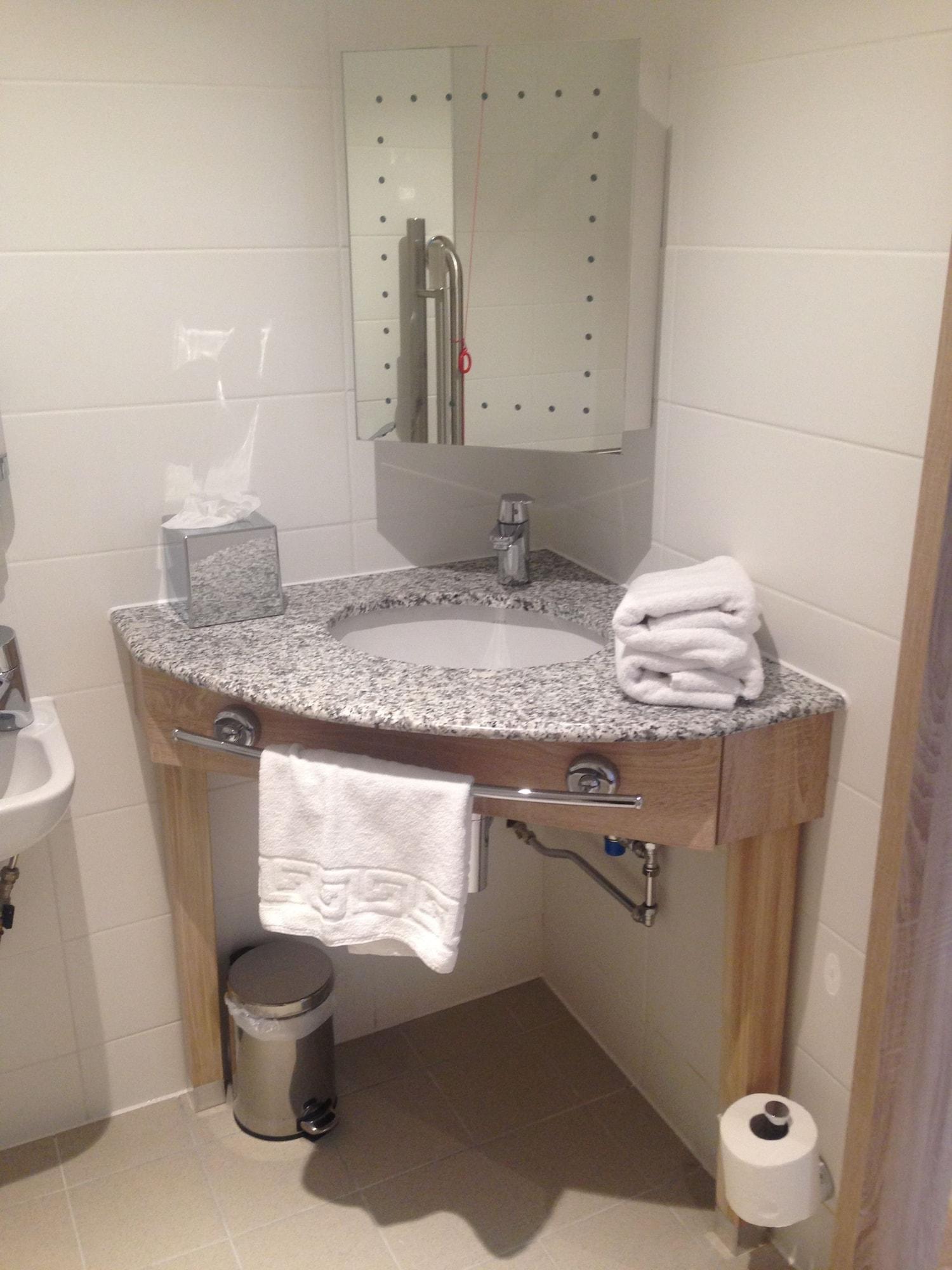 Hampton By Hilton Glasgow Central Ngoại thất bức ảnh