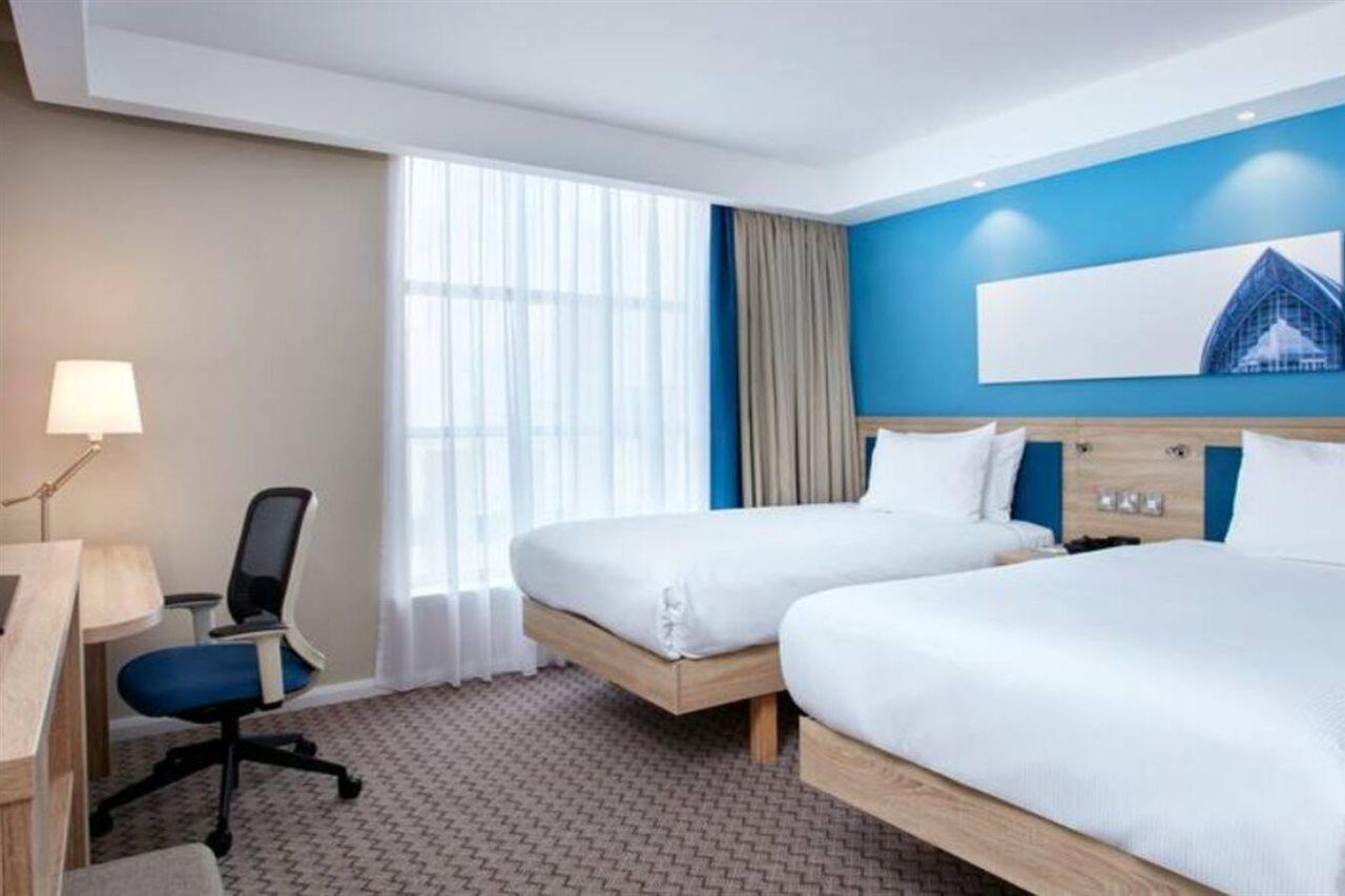 Hampton By Hilton Glasgow Central Ngoại thất bức ảnh